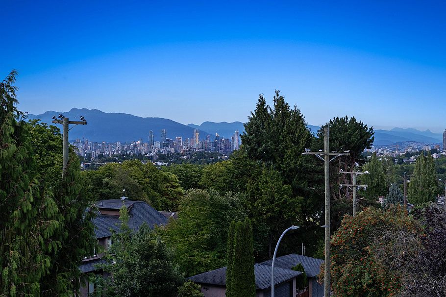 2 3813 W 16th Avenue Vancouver, BC - 39