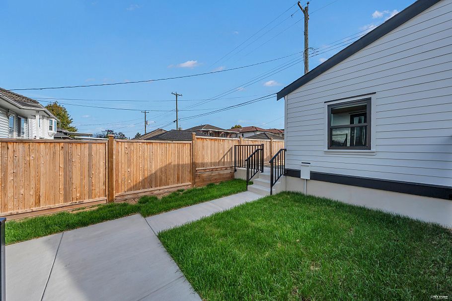 4328 Rupert Street Vancouver, BC - 33