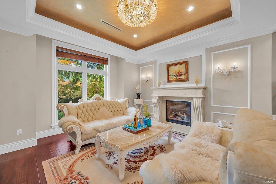 2769 W 49th Avenue Vancouver, BC - 4