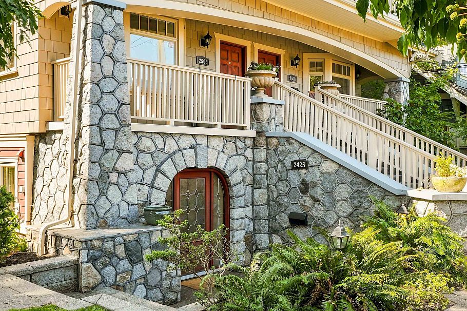 2425 Larch Street Vancouver, BC - 10