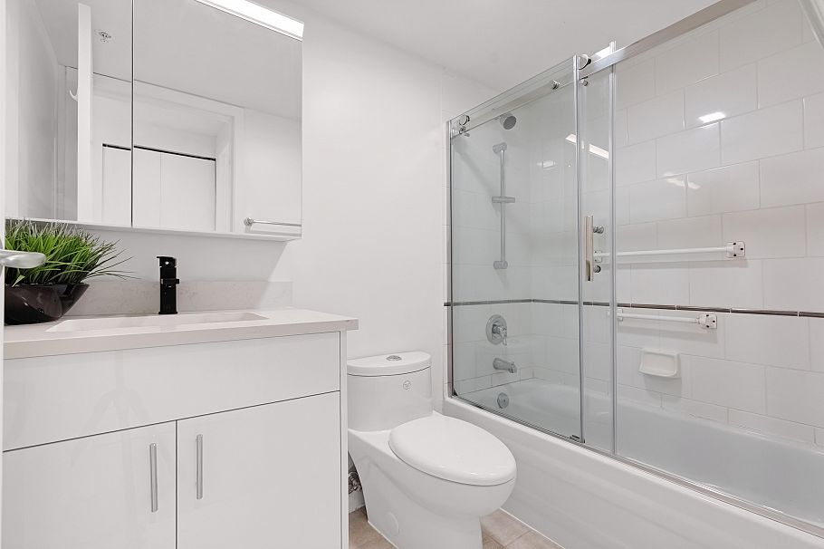 501 1331 W Georgia Street Vancouver, BC - 18
