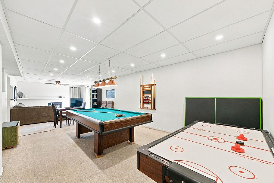 3950 Sparrow Lane North Vancouver, BC - 24