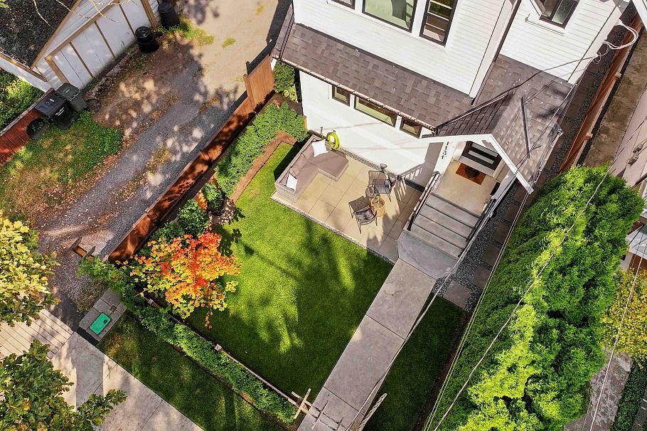 1131 E 23rd Avenue Vancouver, BC - 39