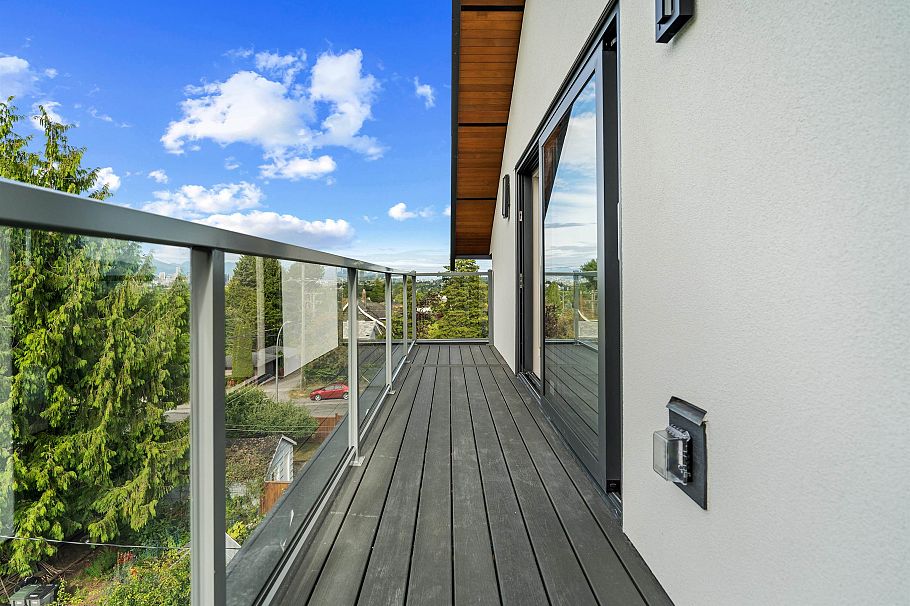 2 3813 W 16th Avenue Vancouver, BC - 23