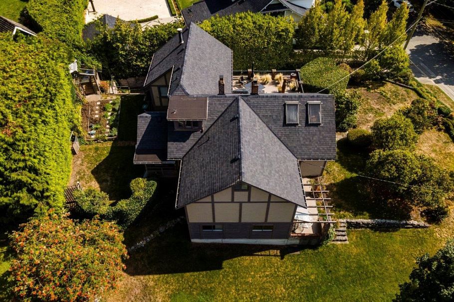 350 E Windsor Road North Vancouver, BC - 38