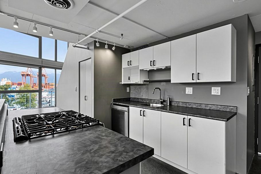 429 289 Alexander Street Vancouver, BC - 9