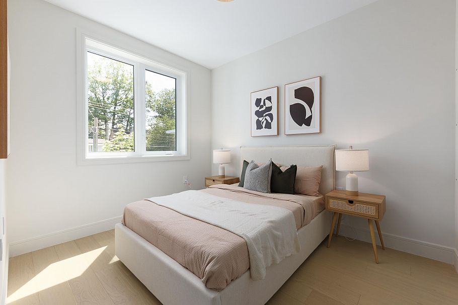2068 E 1st Avenue Vancouver, BC - 10