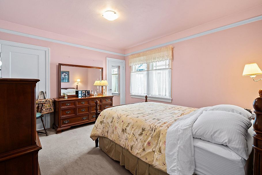 3692 W 19th Avenue Vancouver, BC - 12