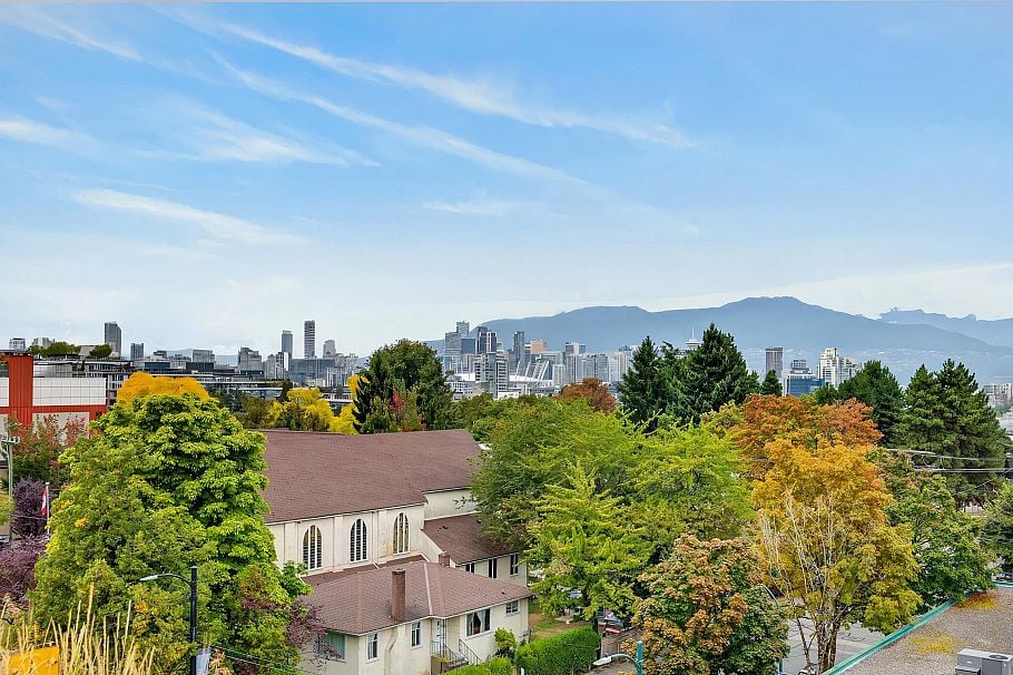 411 2520 Guelph Street Vancouver, BC - 30