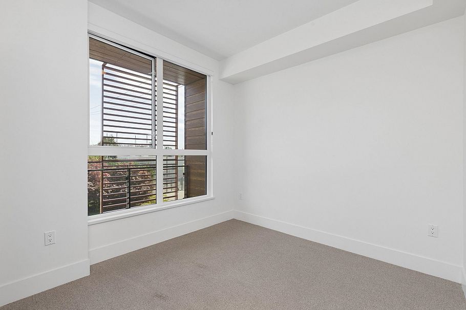 303 333 St. Davids Avenue North Vancouver, BC - 18