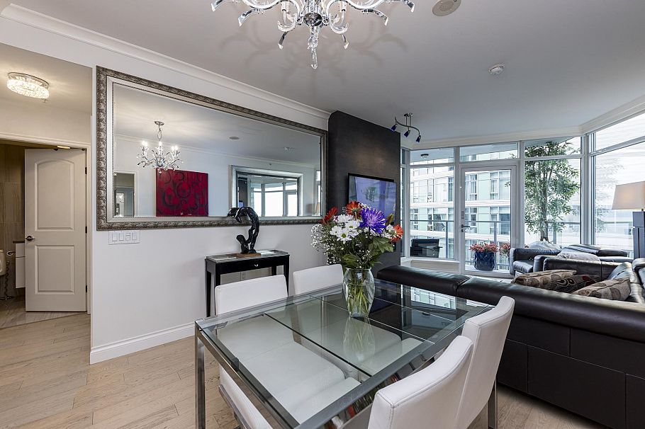 303 199 Victory Ship Way North Vancouver, BC - 22
