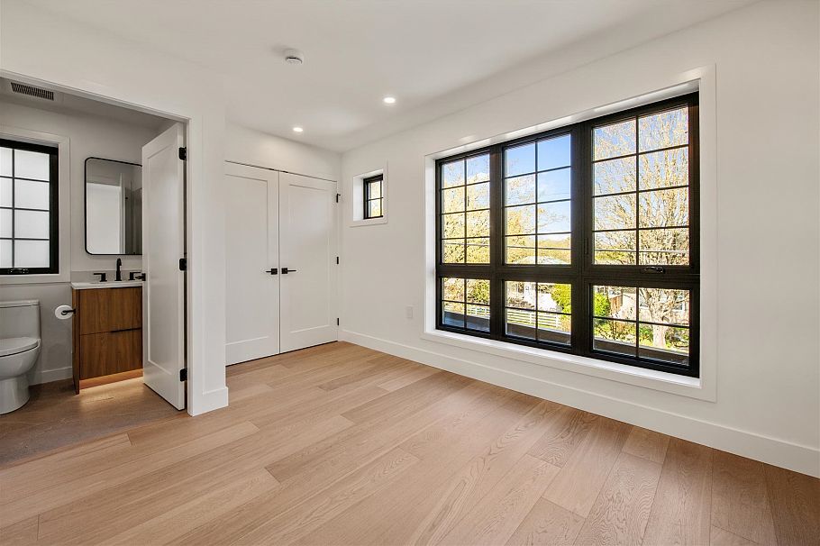 2 1166 E 26th Avenue Vancouver, BC - 17