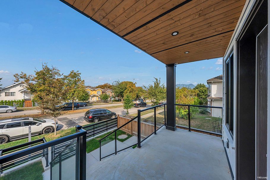 4328 Rupert Street Vancouver, BC - 28