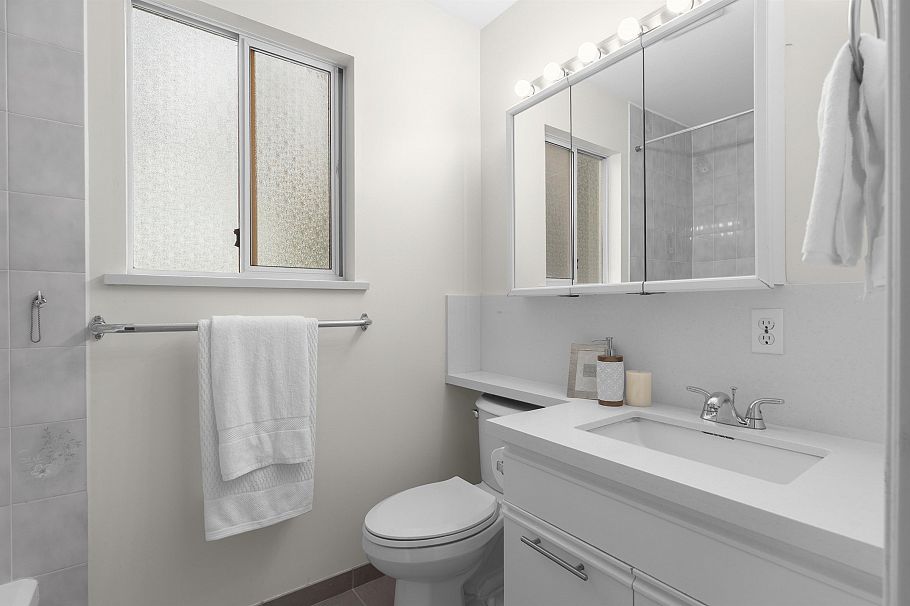 3595 Wellington Crescent North Vancouver, BC - 11