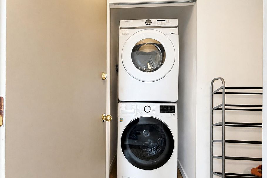 6175 Quebec Street Vancouver, BC - 37