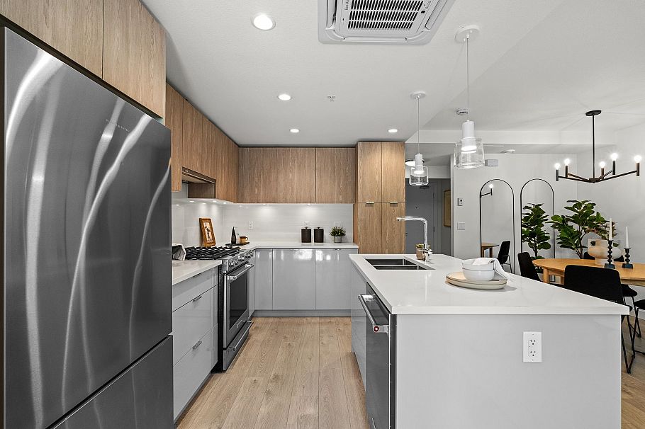 TH3 108 E 8th Street North Vancouver, BC - 7
