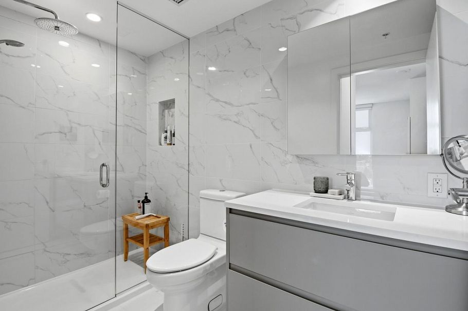 1304 8188 Fraser Street Vancouver, BC - 11