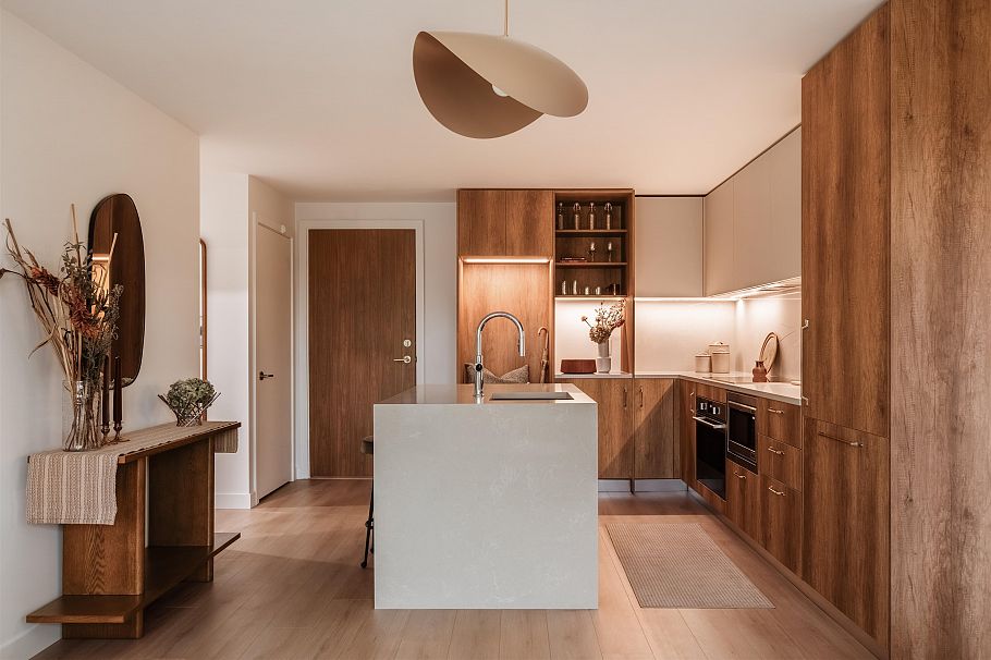 419 133 W 49th Avenue Vancouver, BC - 3