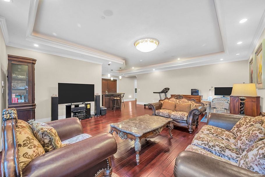 2769 W 49th Avenue Vancouver, BC - 30