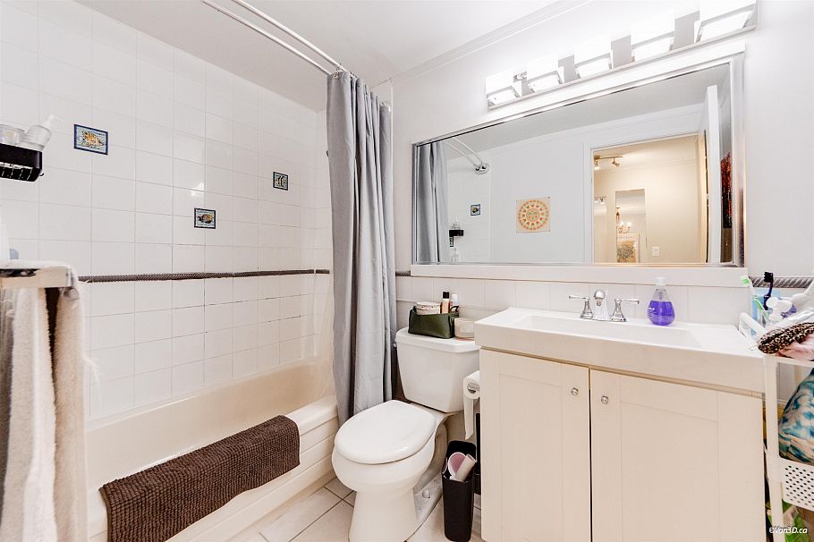 107 131 W 4th Street North Vancouver, BC - 14