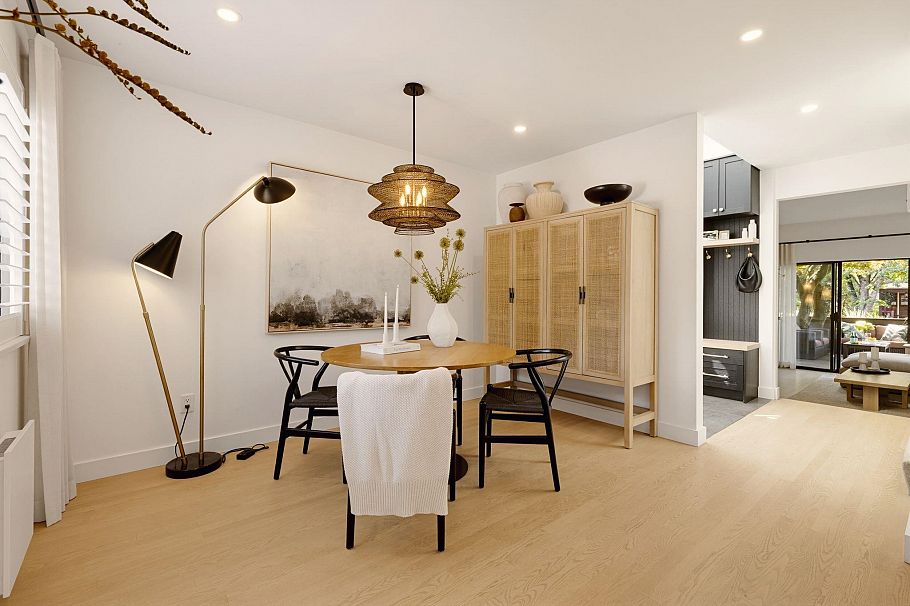 3 226 E 10th Street North Vancouver, BC - 15