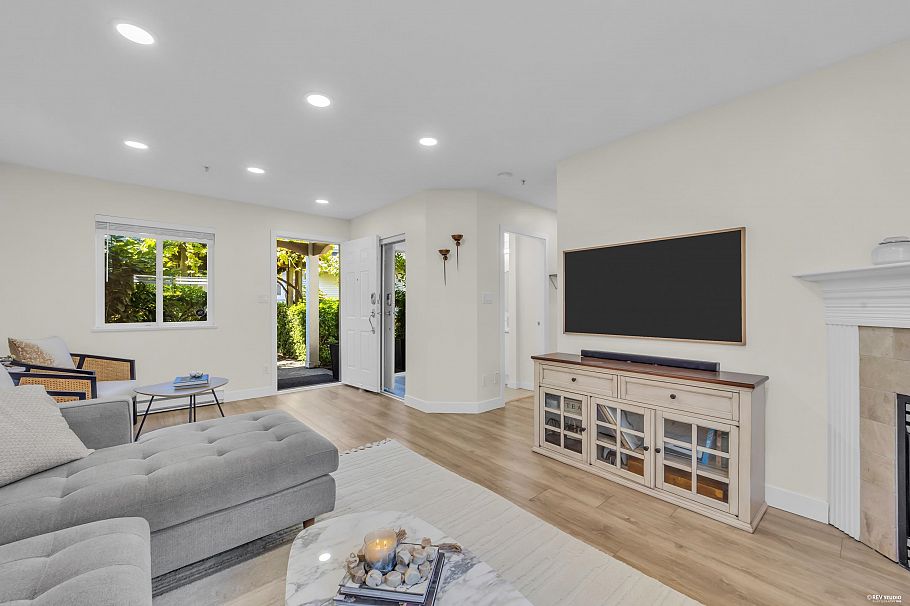 5 1233 W 16th Street North Vancouver, BC - 3