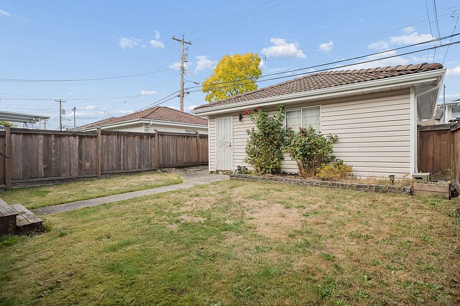 785 E 50th Avenue Vancouver, BC - 27