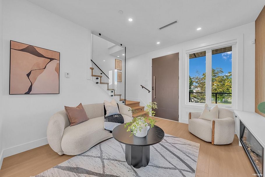 4328 Rupert Street Vancouver, BC - 6
