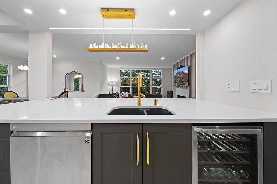 103 3399 Capilano Crescent North Vancouver, BC - 10