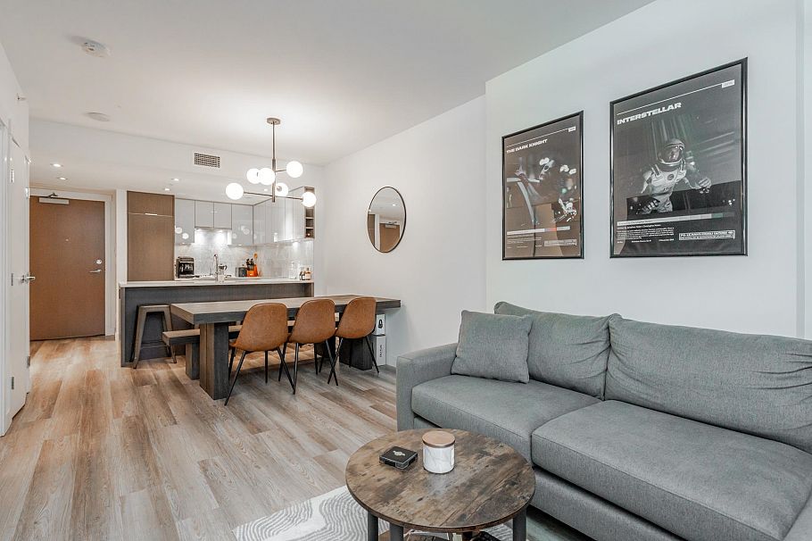107 110 Switchmen Street Vancouver, BC - 1