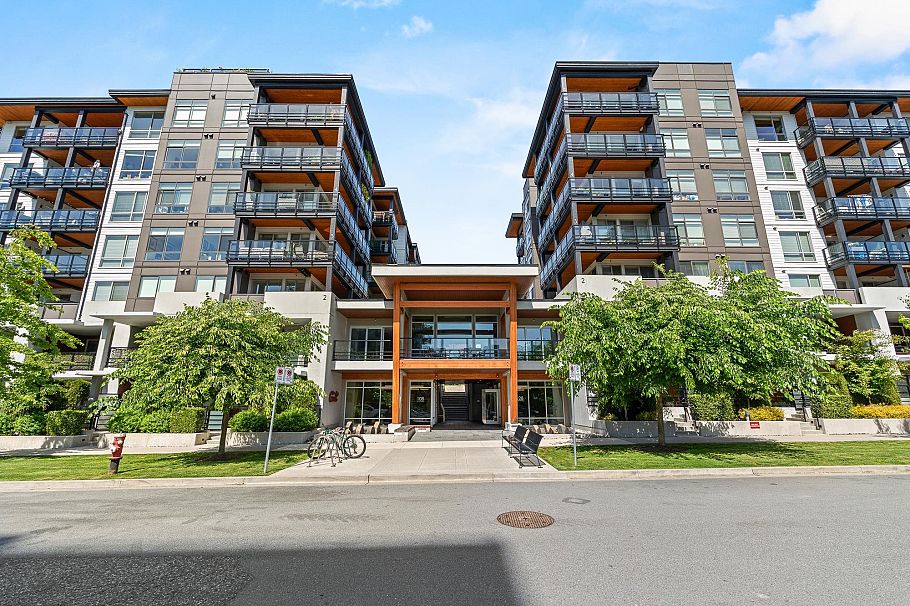TH3 108 E 8th Street North Vancouver, BC - 33