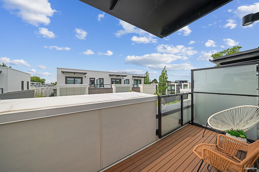 6292 Oak Street Vancouver, BC - 12