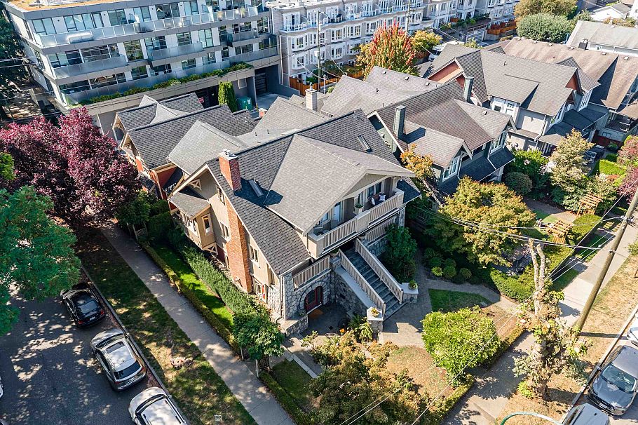 2425 Larch Street Vancouver, BC - 8