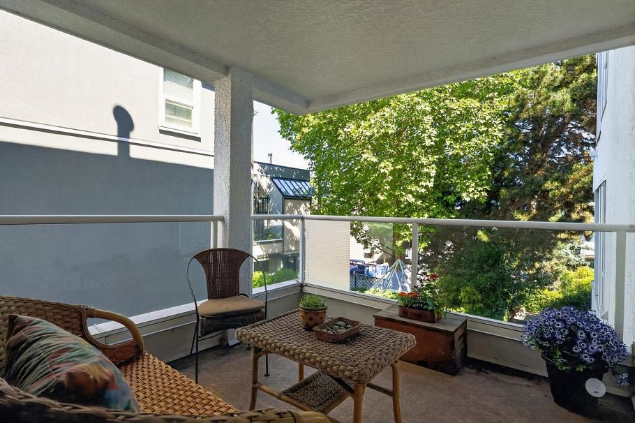 2175 W 3rd Avenue Vancouver, BC - 14