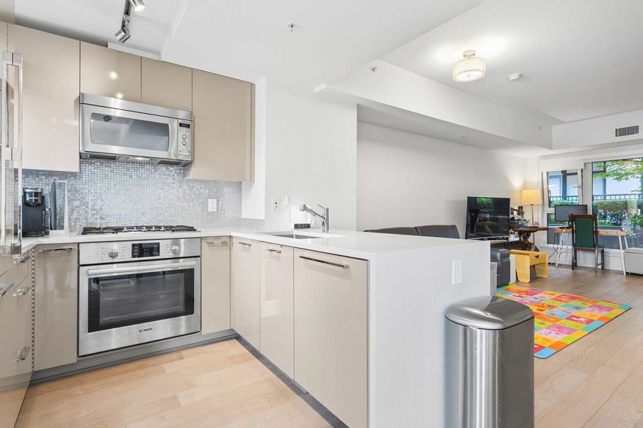 4183 Cambie Street Vancouver, BC - 7