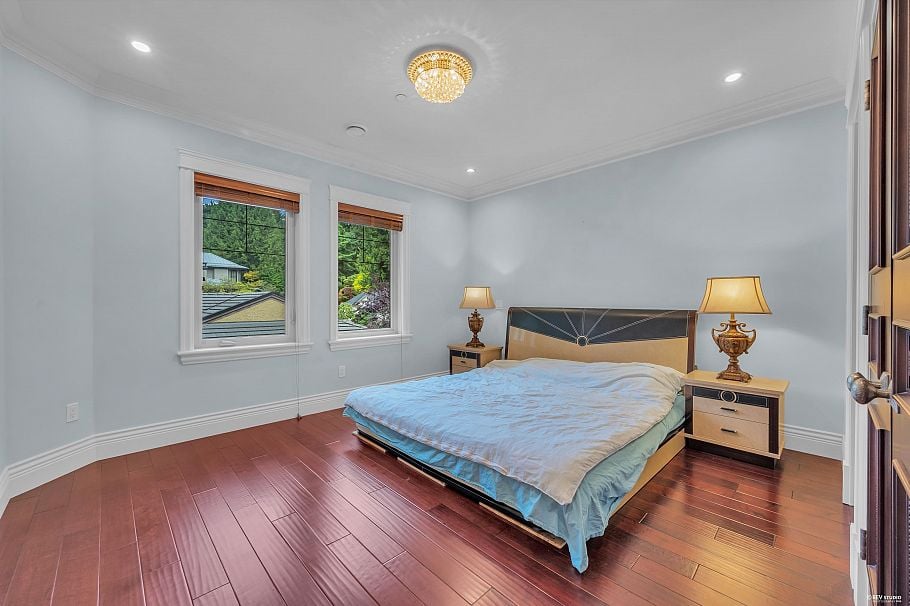 2769 W 49th Avenue Vancouver, BC - 26