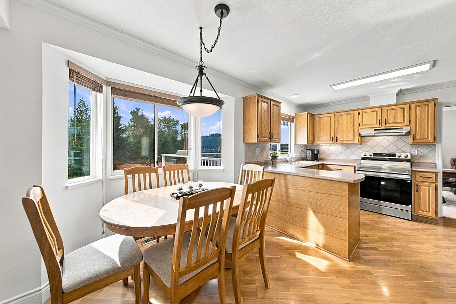 3950 Sparrow Lane North Vancouver, BC - 11