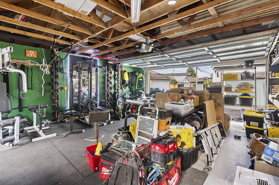 4136 Skeena Street Vancouver, BC - 20