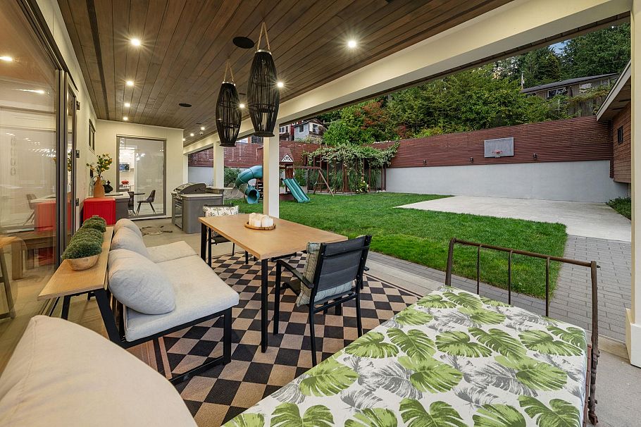 3980 Norwood Avenue North Vancouver, BC - 37