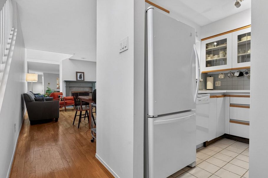2175 W 3rd Avenue Vancouver, BC - 7