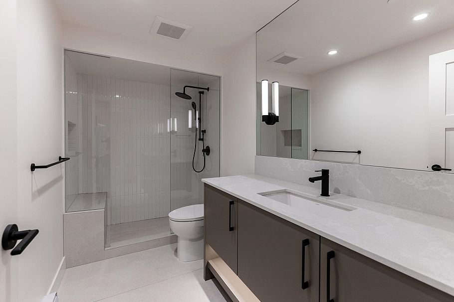635 E 22nd Avenue Vancouver, BC - 30