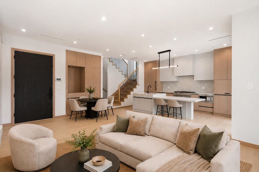2 1448 E 30th Avenue Vancouver, BC - 1