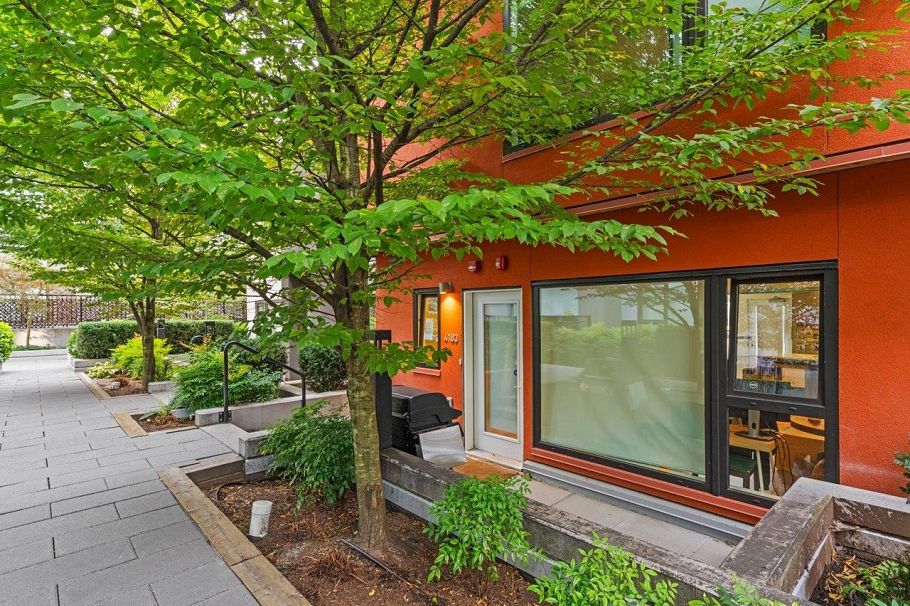 4183 Cambie Street Vancouver, BC - 2