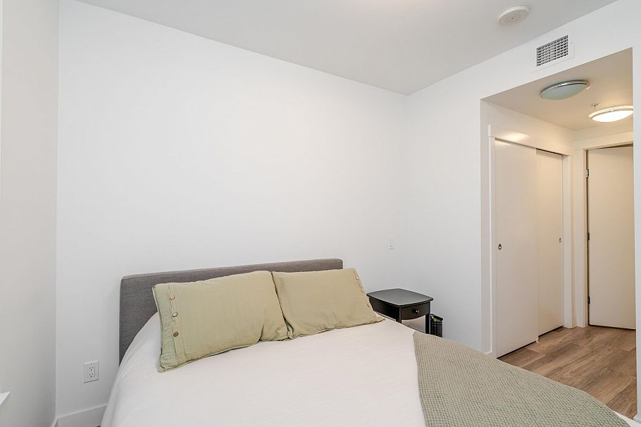 107 110 Switchmen Street Vancouver, BC - 20