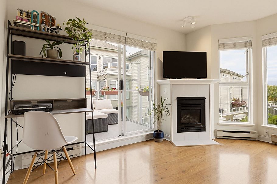 303 225 E 19th Avenue Vancouver, BC - 9