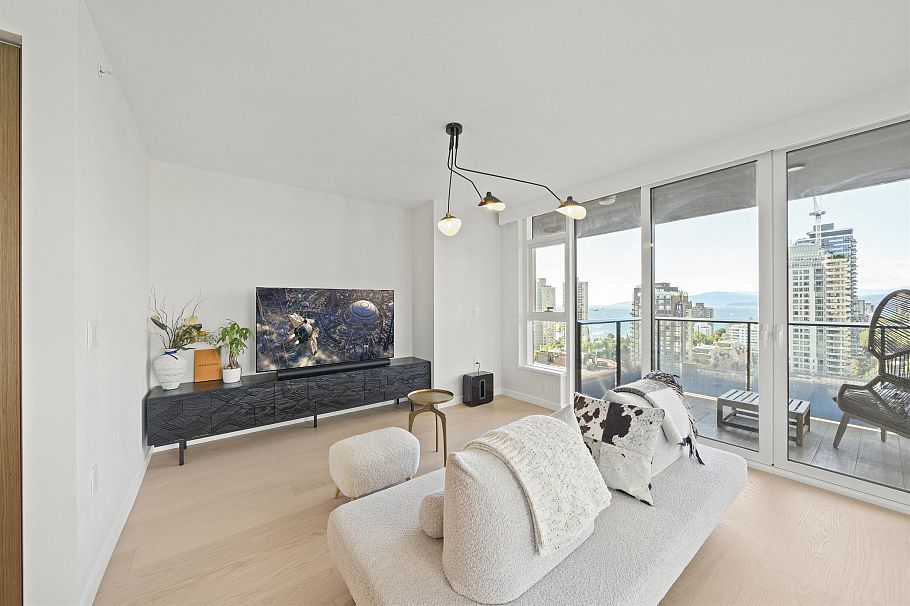 1801 1335 Howe Street Vancouver, BC - 18
