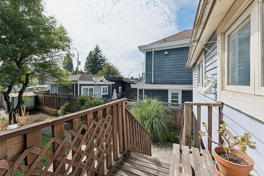 614 E 19th Avenue Vancouver, BC - 17