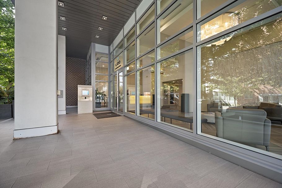 907 110 Switchmen Street Vancouver, BC - 2