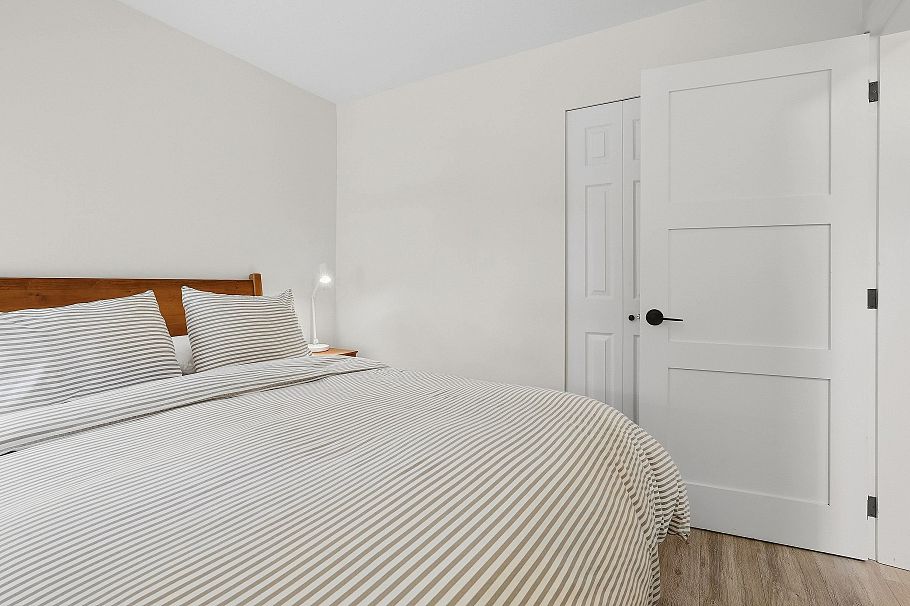 2B 1048 E 7th Avenue Vancouver, BC - 12