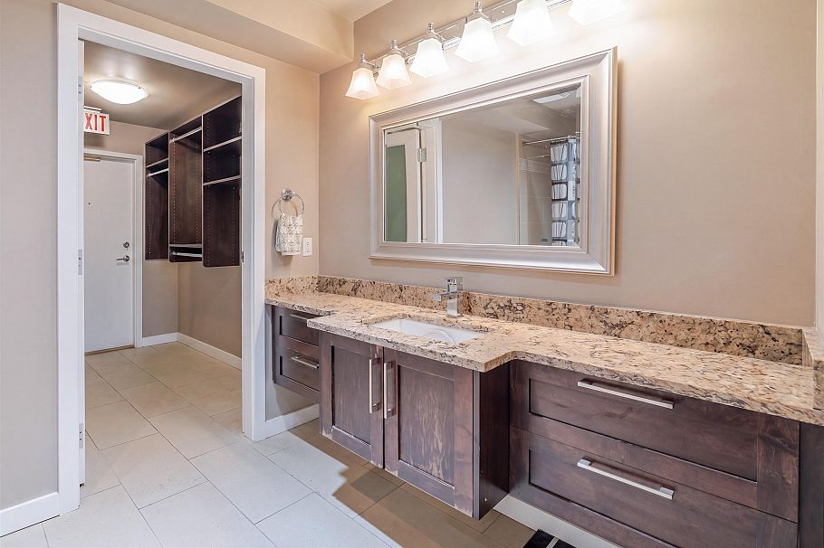 1B 1500 Alberni Street Vancouver, BC - 10